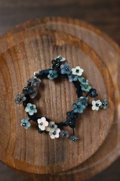 琉璃｜五瓣小花心口針