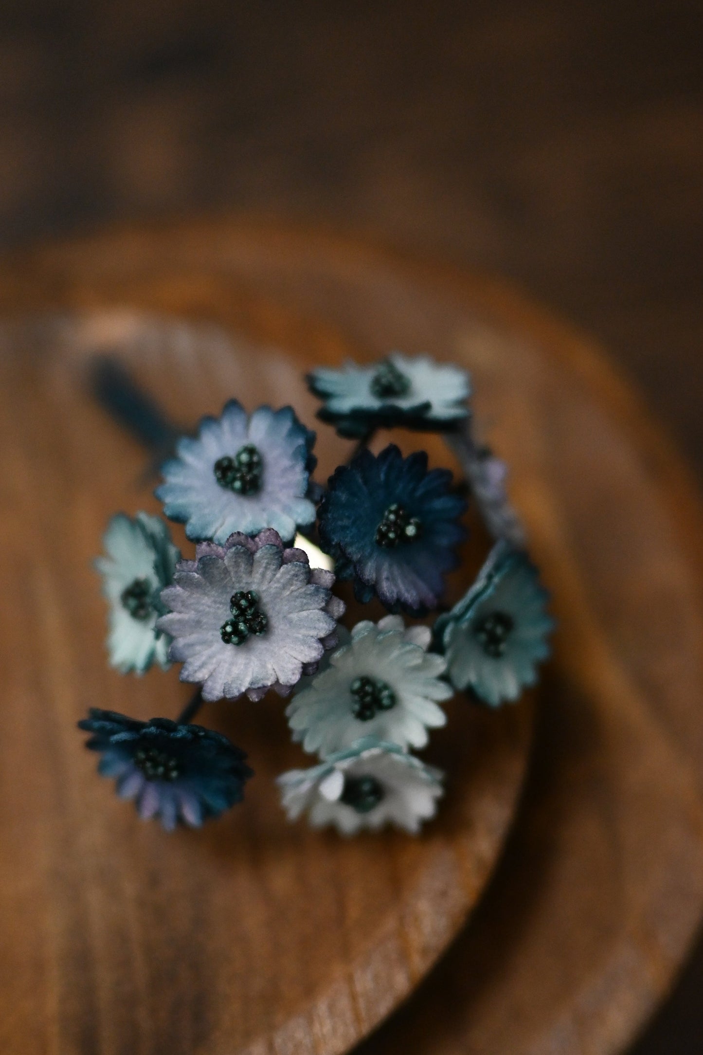 琉璃｜瑪格麗特心口針