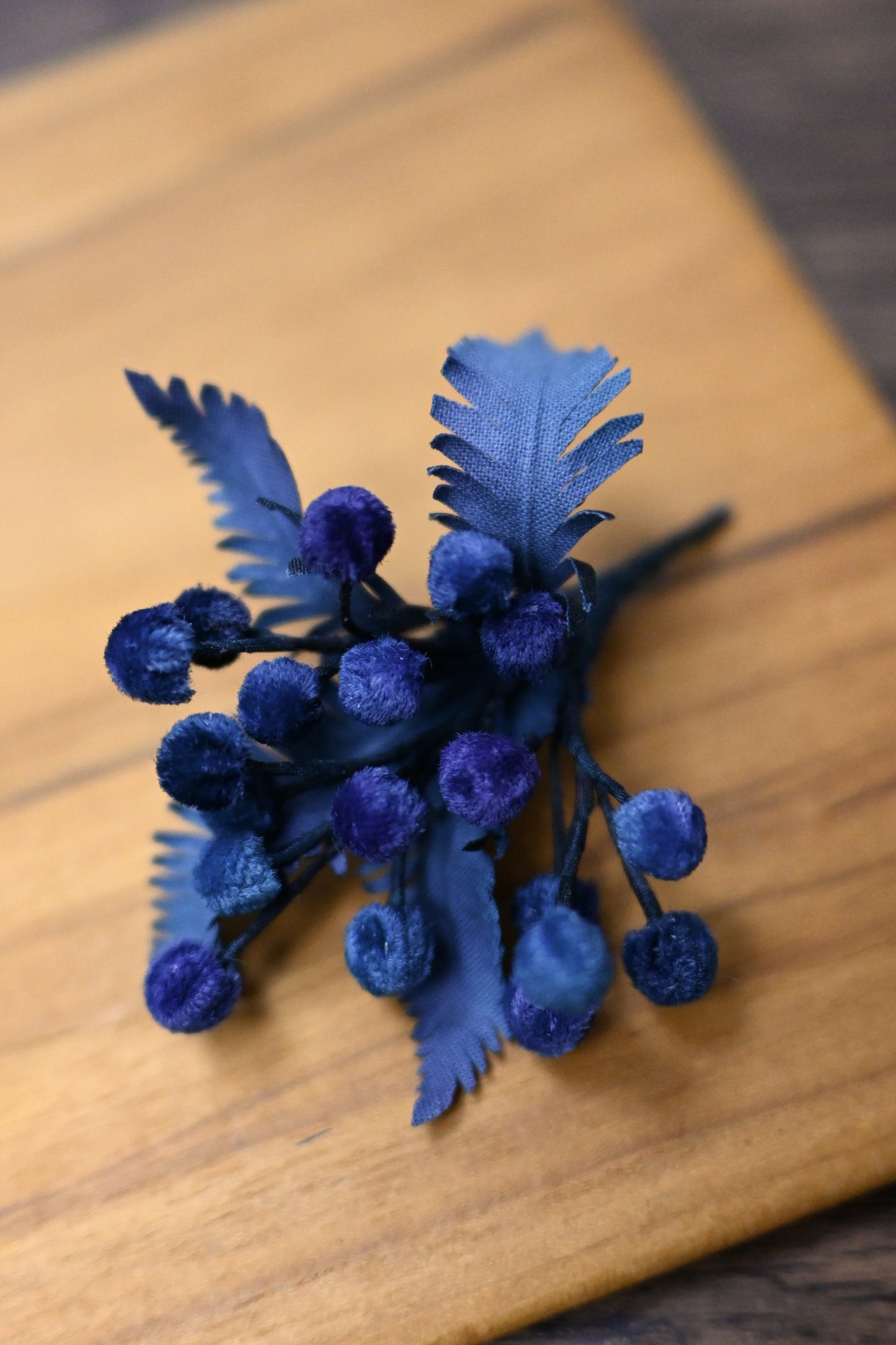 琉璃｜含羞草心口針