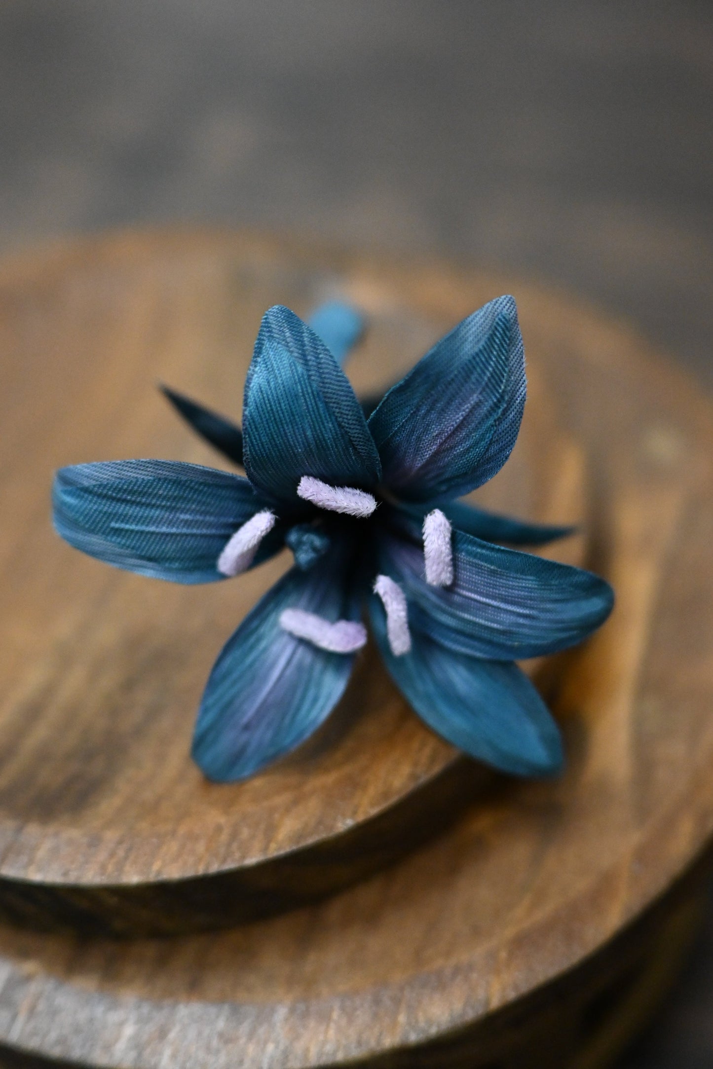 琉璃｜高砂百合心口針