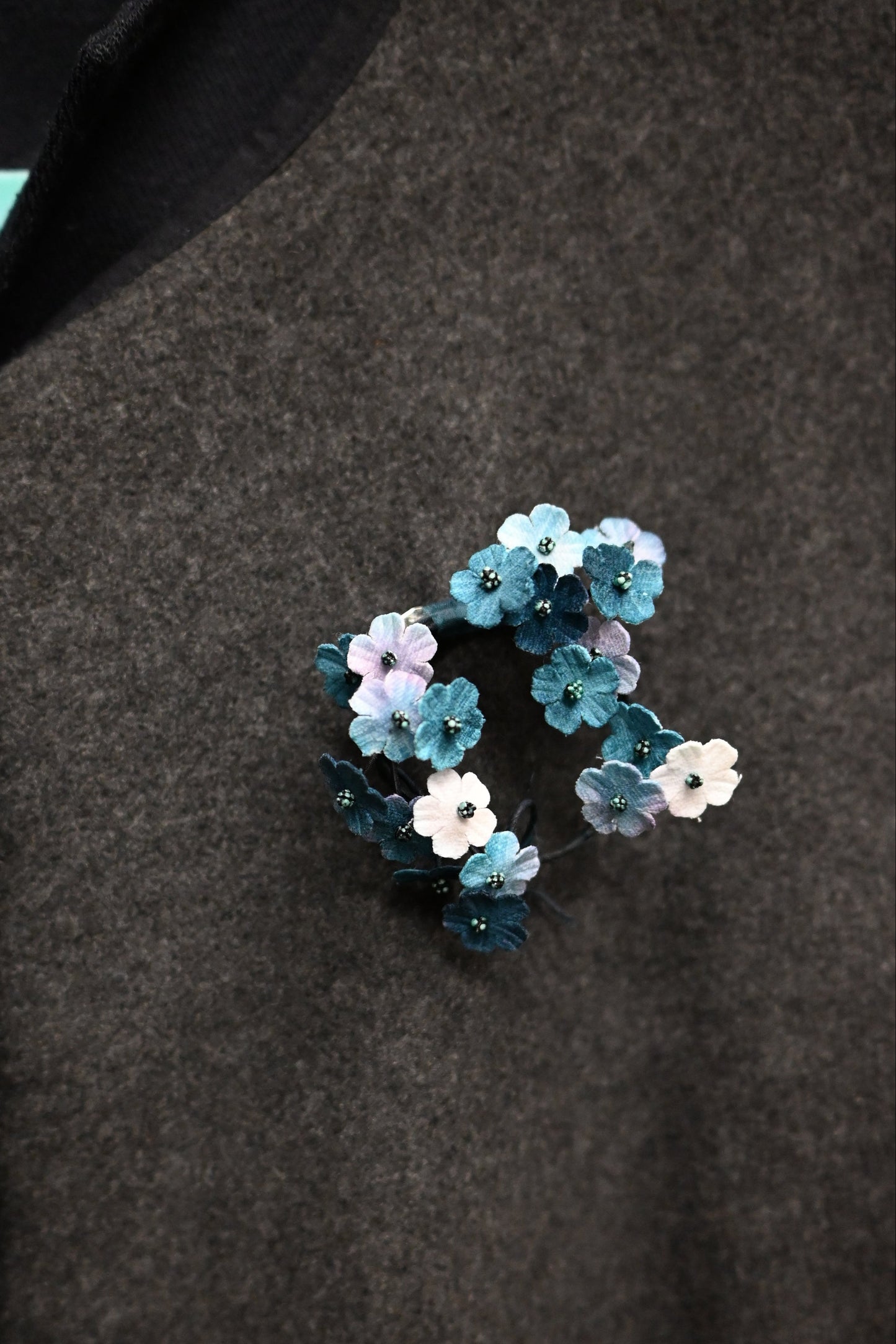 琉璃｜櫻草心口針