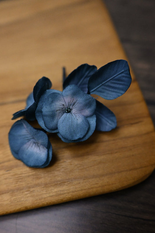 琉璃｜三色堇心口針