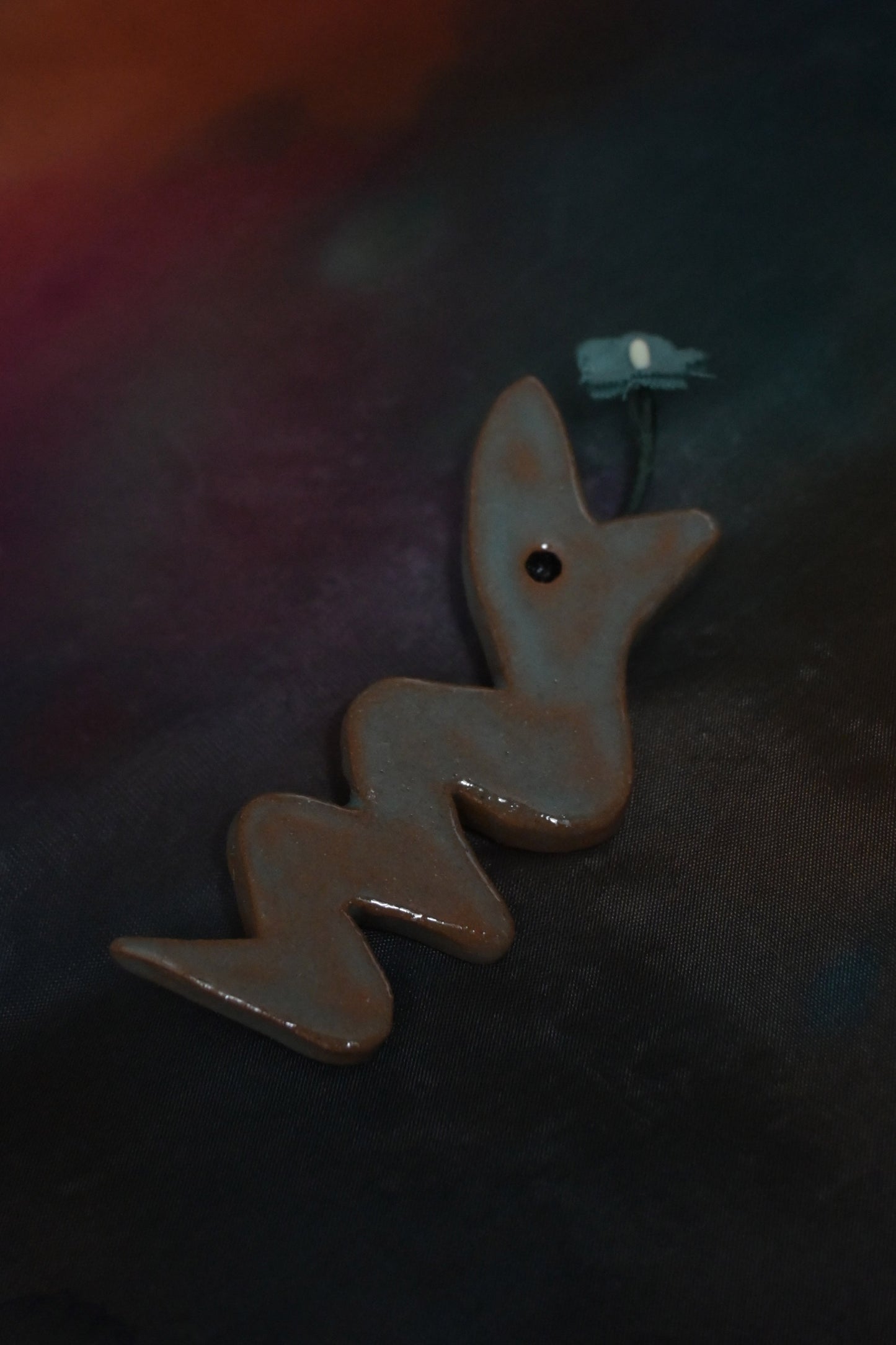 蛇仔明｜陶瓷心口針