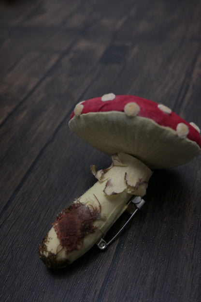 毒蠅傘｜紅色大毒菇｜心口針