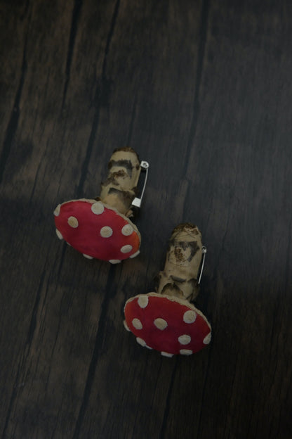 毒蠅傘｜紅色小毒菇｜心口針