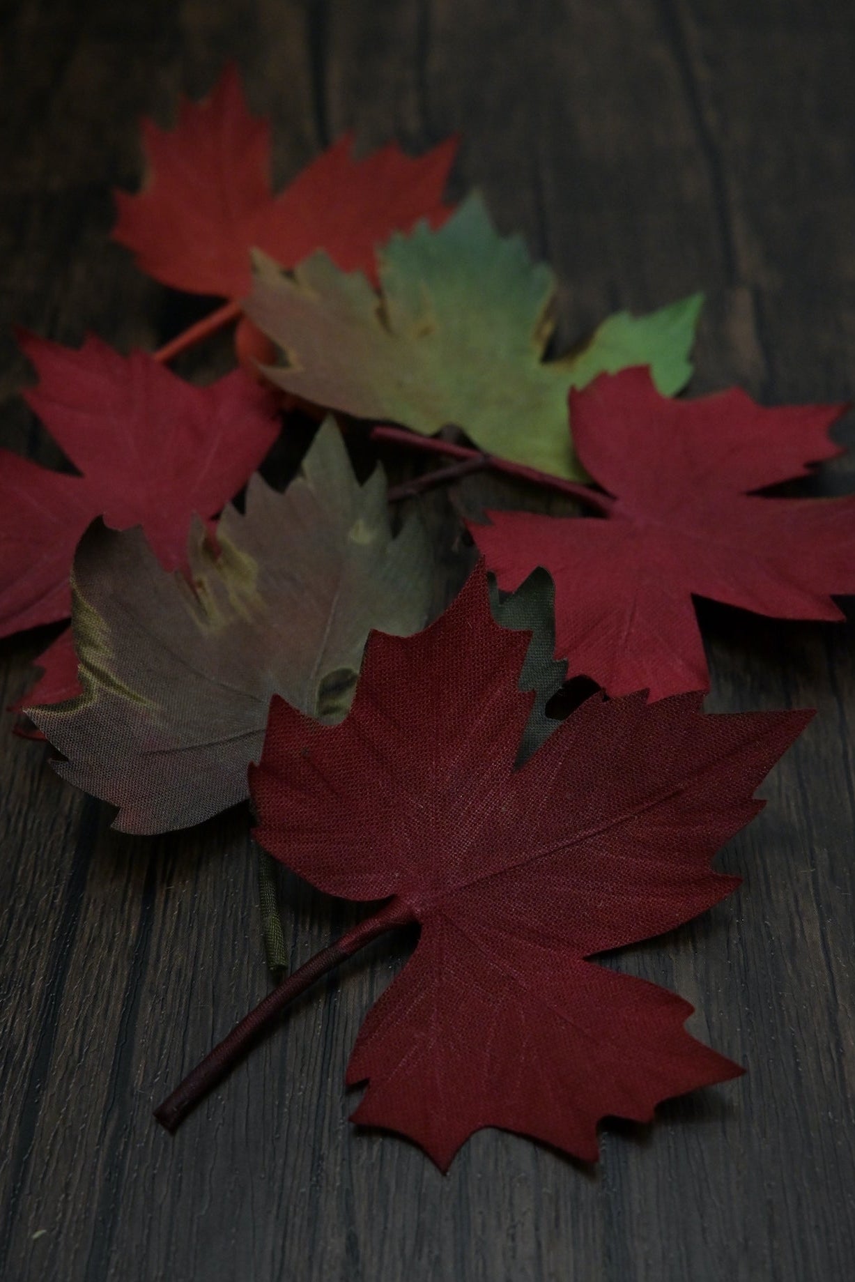 落葉｜紅葉心口針