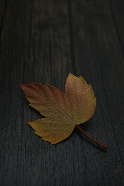 落葉｜小葡萄葉心口針