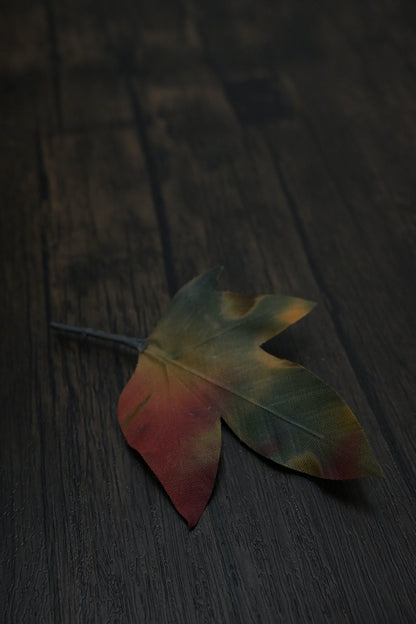 落葉｜葡萄葉心口針