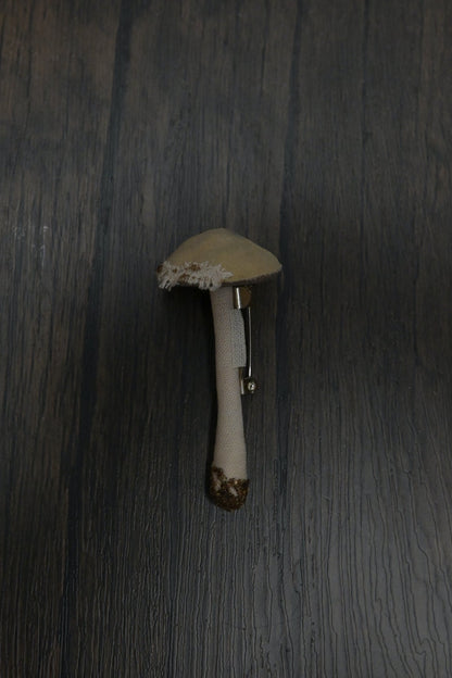 森林小毒菇｜心口針