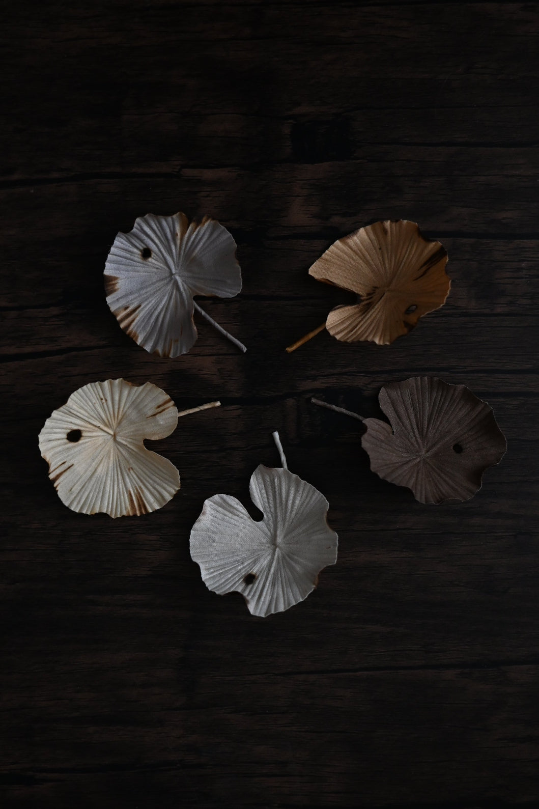 天然染｜荷葉心口針