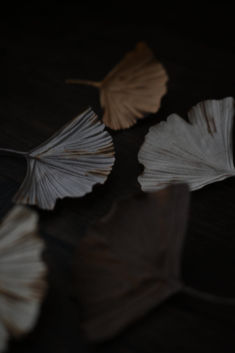 天然染｜銀杏心口針