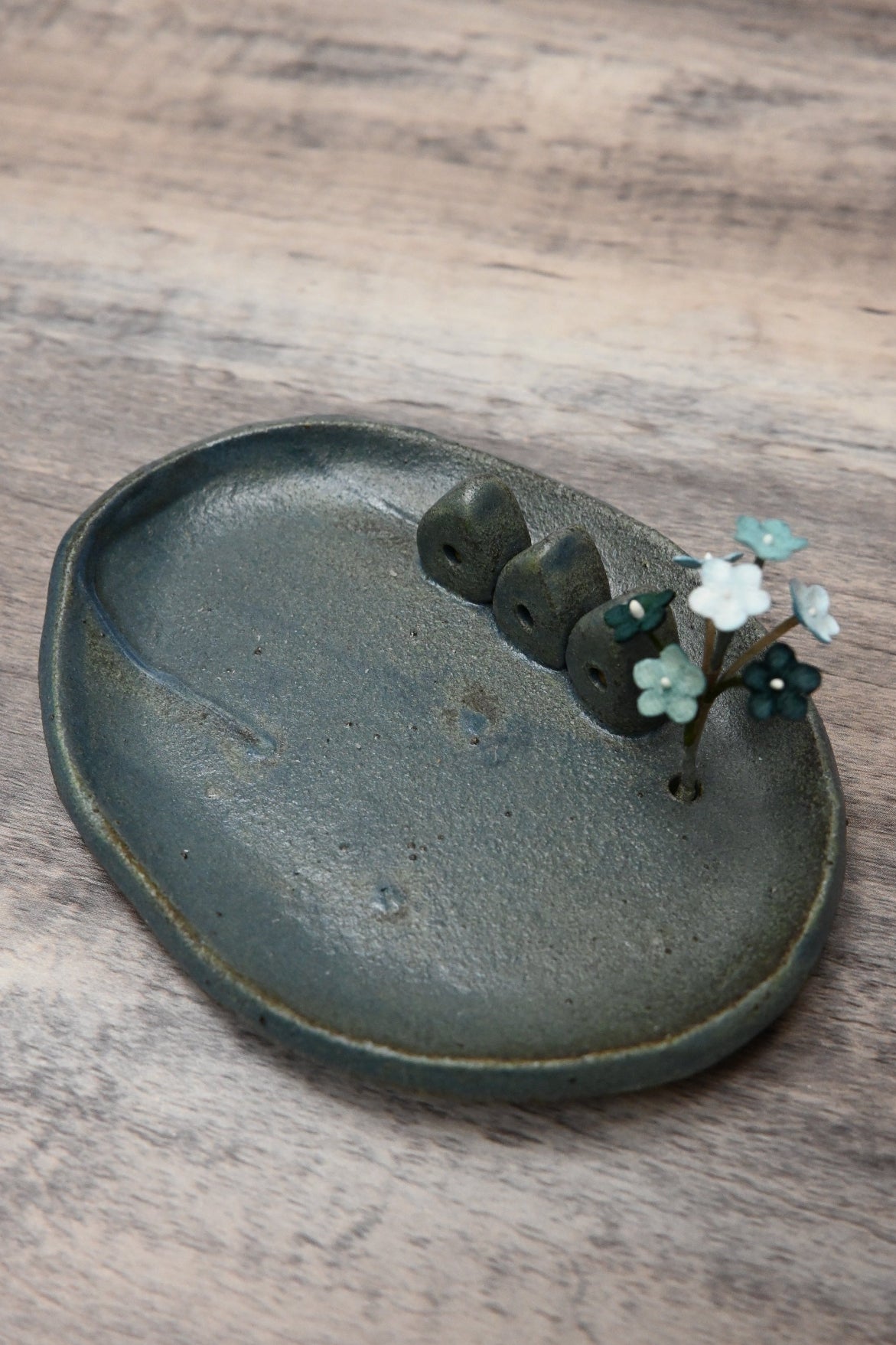 花樹與三間小屋｜置物小碟｜線香碟